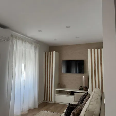 아파트 Ausenda's House